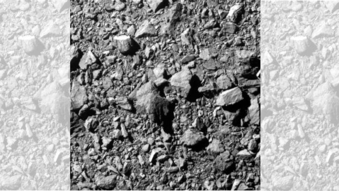 Asteroid moonlet Dimorphos as seen by the DART spacecraft seconds before impact | Photo: NASA/Johns Hopkins APL/Handout via Reuters