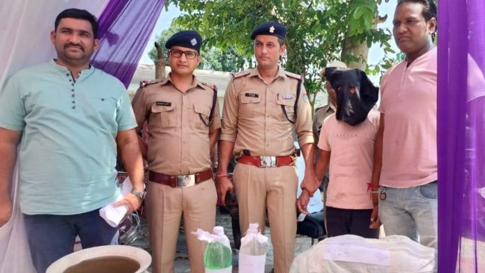 Accused Bijendra Bhan in police custody | Twitter @haridwarpolice