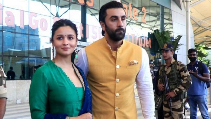Brahmastra stars Alia Bhatt and Ranbir Kapoor just before they tried to visit Ujjain's Mahakal Temple | ANI