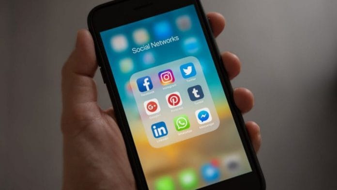 Representational image of social media apps | Pexels