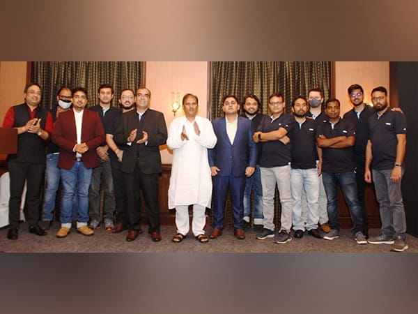 India's youngest e-commerce platform gintaa records a massive growth on its first anniversary