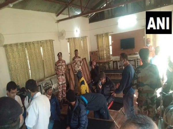 Uttarkashi avalanche: 1st team of ITBP reach mountain base camp, rescued mountaineers arrive in Matli