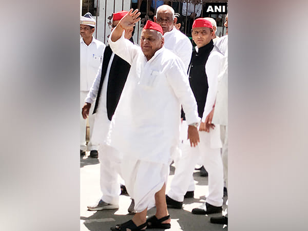 Mulayam Singh Yadav, who almost became Prime Minister of India, is no more