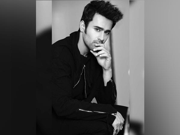  Pearl V Puri to make Bollywood debut with  'Yaariyan 2' 