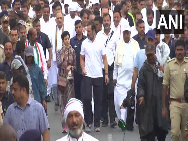 Rahul Gandhi resumes Bharat Jodo Yatra from Karnataka's Bommagondanahalli on 36th day