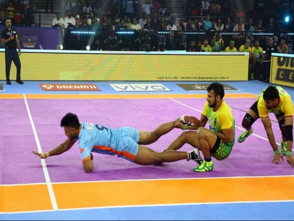 Pro Kabaddi League: Maninder Singh shines as Bengal Warriors thrash Patna Pirates