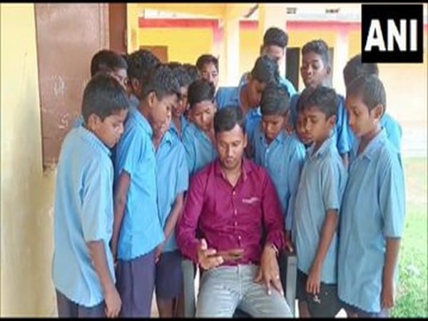 Chhattisgarh: Free wi-fi zone developed in Naxal-prone Abujhmad's Orchha 