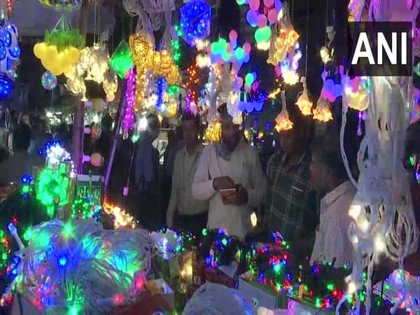 WB: Markets in Kolkata lit up with decorative lights on Diwali