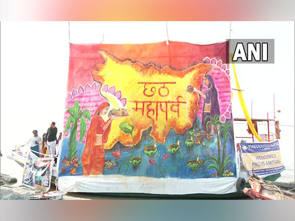 Chhath Puja 2022: Bihar artists set up 21 ft long painting at Ganga river