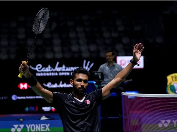 RHITI SPORTS signs HS Prannoy Exclusively!