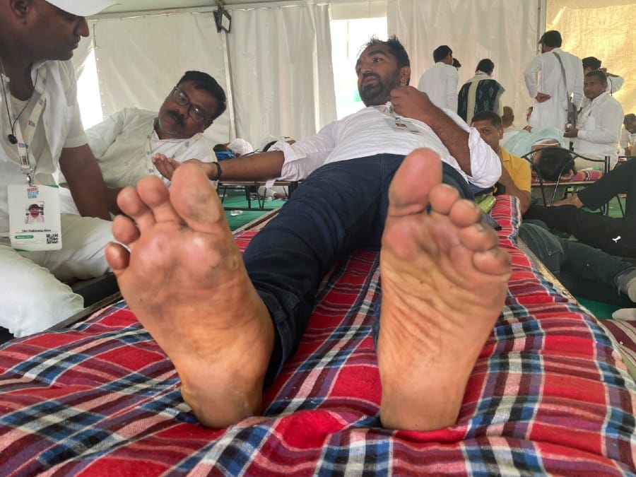Chandy Oomen takes break during Bharat Jodo Yatra | Photo: Disha Verma | ThePrint