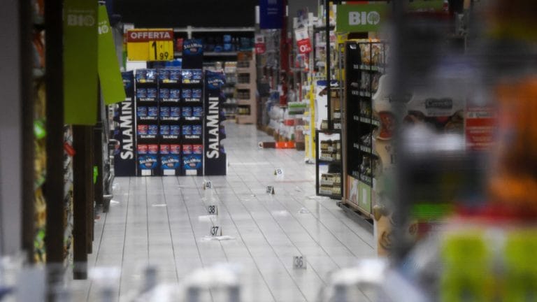 1 dead, Arsenal defender Pablo Mari injured after being stabbed inside supermarket in Italy