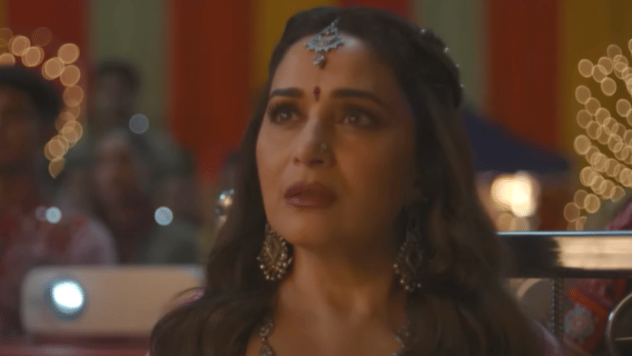 Madhuri Dixit as Pallavi in Maja Ma| Youtube screenshot