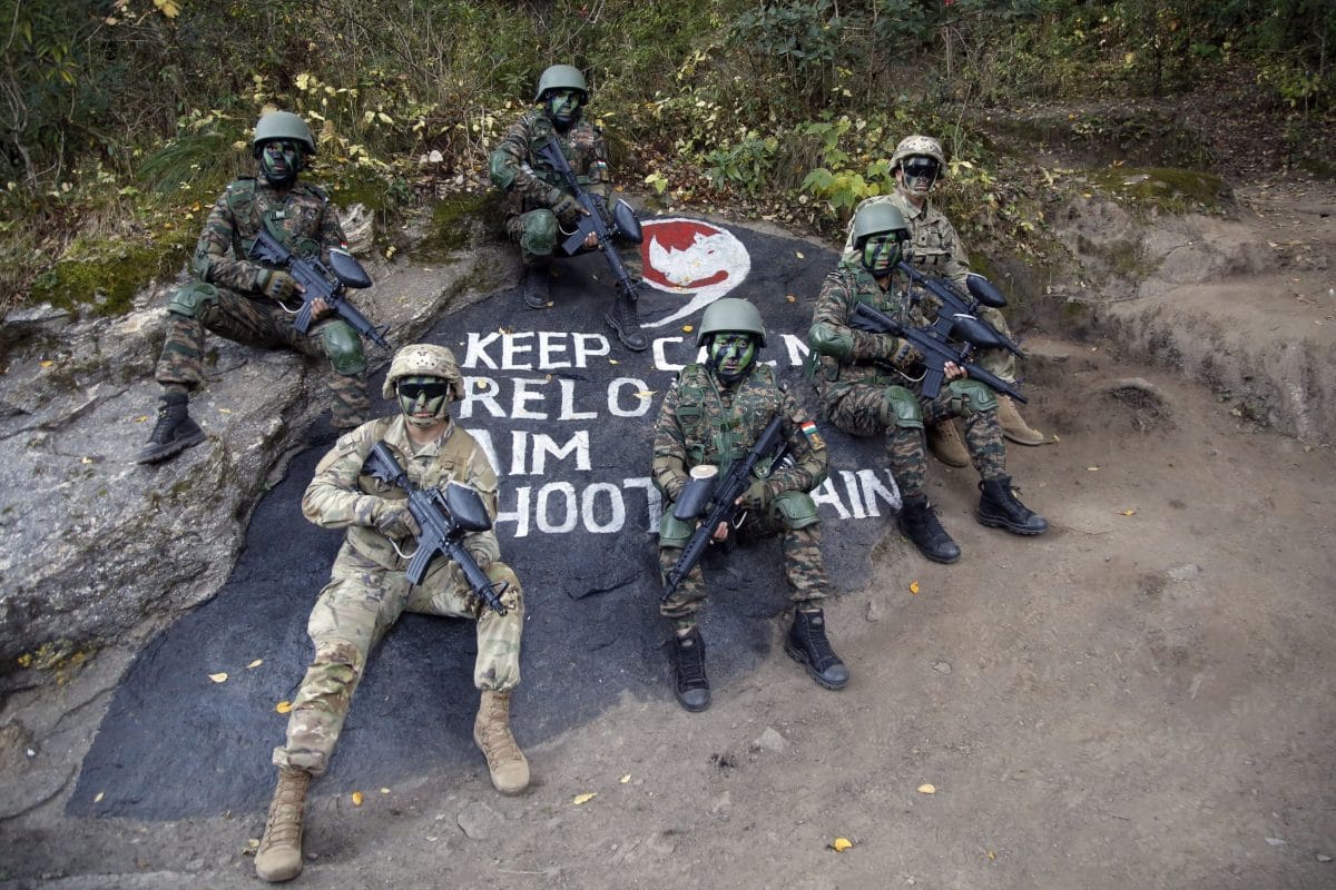 Indian and US Army jawans pose for a picture during joint exercise in Auli | Suraj Singh Bisht | ThePrint