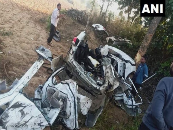 MP: 3 dead, 1 injured after car rams into tree in Niwari – ThePrint ...