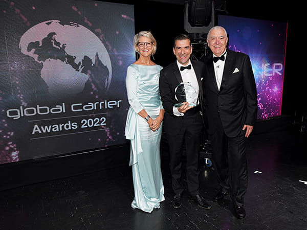 Global Carrier Awards 2022: DE-CIX is honored as the Best Internet Exchange Operator for the 7th Consecutive Year