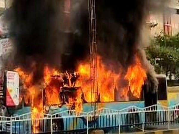 Fire breaks out in ibus in Madhya Pradesh's Indore; no casualty reported
