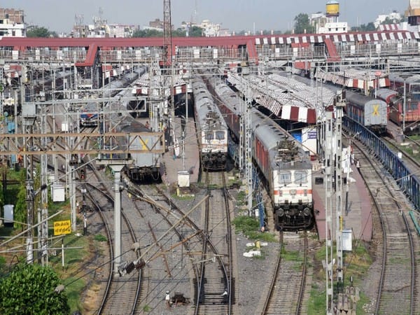 Central railway announces 27-hour block from Nov 19, to impact Mumbai local, long-distance trains 