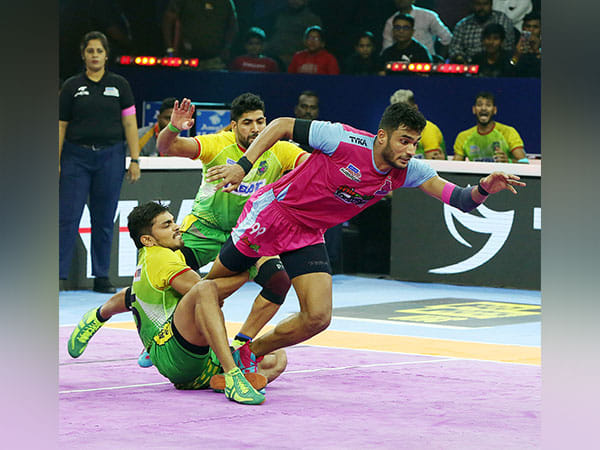 PKL: Patna Pirates Defeat Jaipur Pink Panthers, continue stupendous form