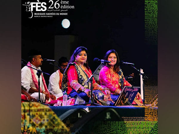 Roohani sisters released their new song 