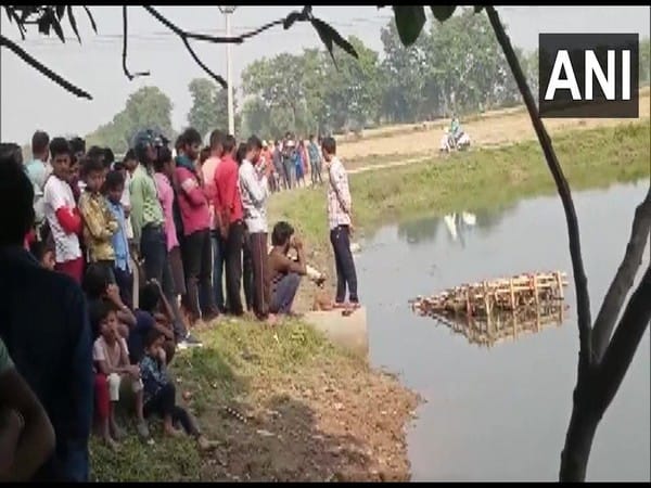 Mother-daughter dead bodies recovered from pond in Deoria district, police suspect suicide