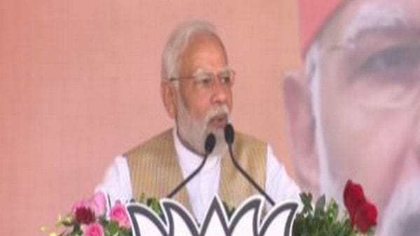 Gujarat polls: PM Modi flays Cong, lists BJP work at Amreli campaign