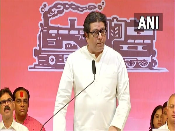 'You idiot...':Raj Thackeray slams Rahul Gandhi over Savarkar remark