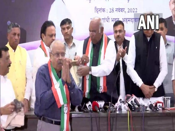 Gujarat polls: Former BJP Minister Jay Narayan Vyas joins Congress with his son
