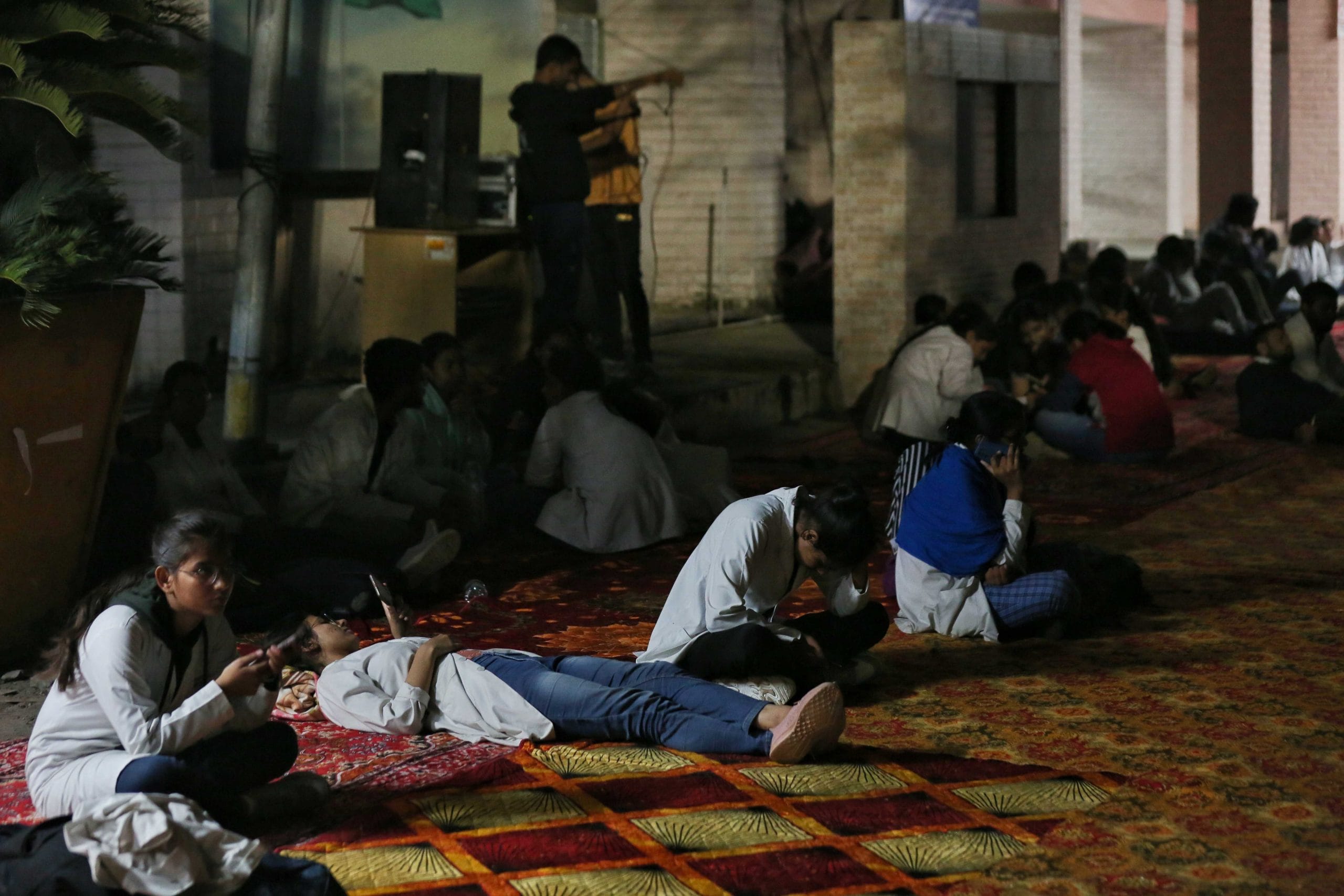 MBBS students take break during their silent protest at PGIMS-Rohtak on Sunday | The Print | Suraj Singh Bisht