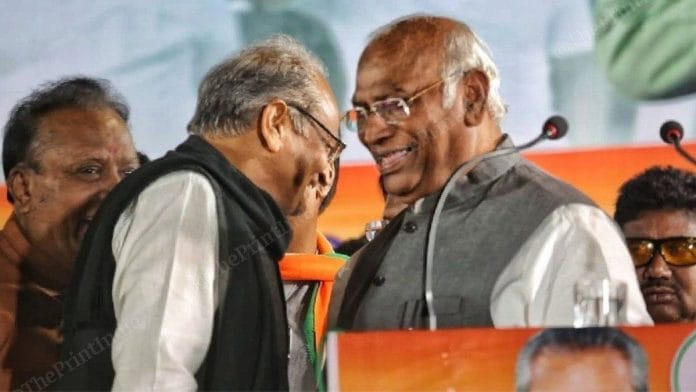 Rajasthan CM Ashok Gehlot and Congress President Mallikarjun Kharge at the rally in Bapunagar | Photo: Praveen Jain | ThePrint