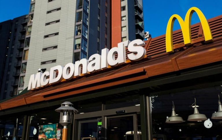 American fast food chains are in trouble. Consumers are not spending