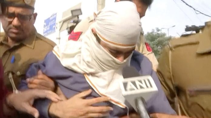 Delhi Police bring Aftab Poonawalla to the jungle area in New Delhi to recover remains of Shraddha Walkar, on 15 November 2022 | ANI photo