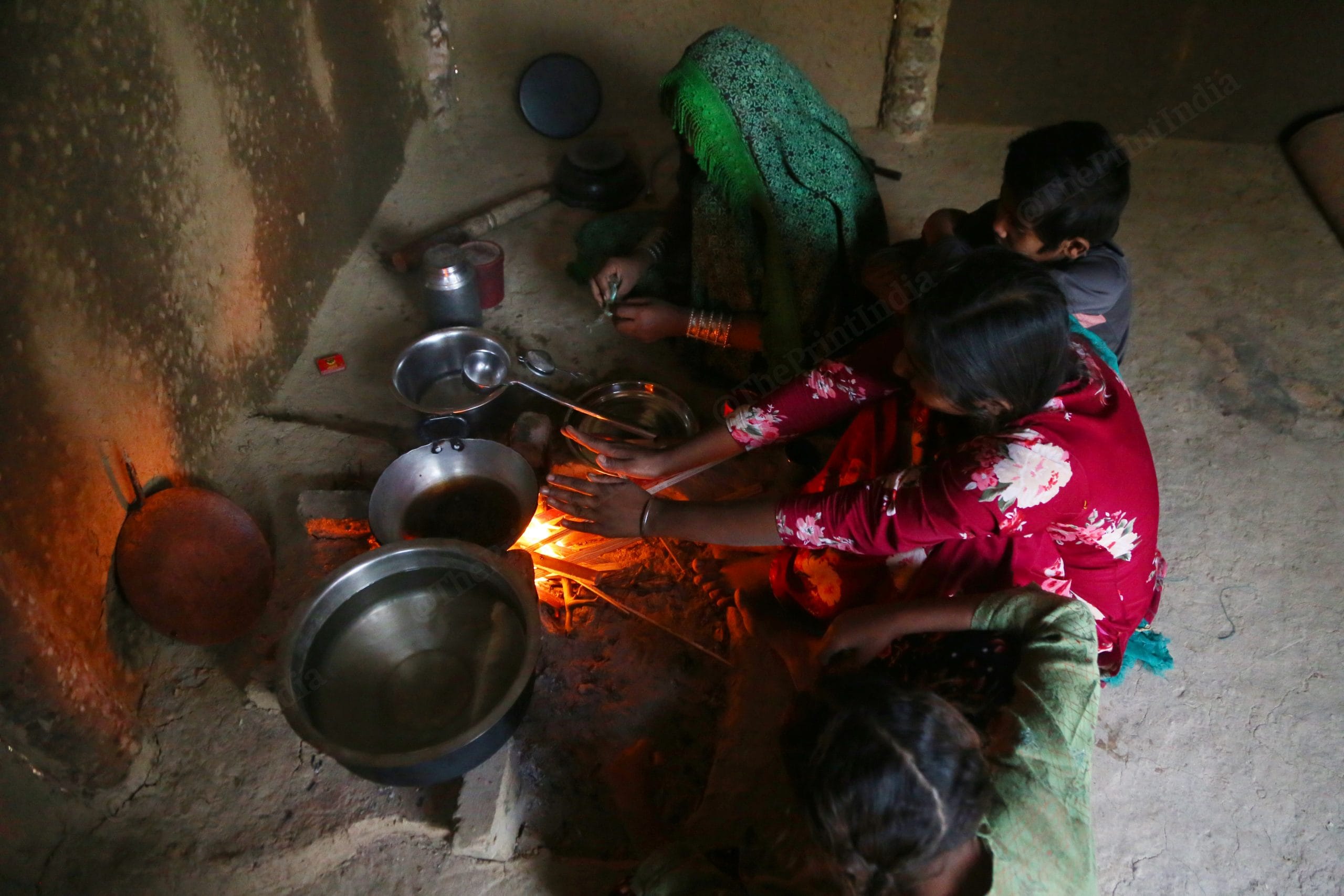 Houses in the settlement do not have gas connection | Manisha Mondal, ThePrint 