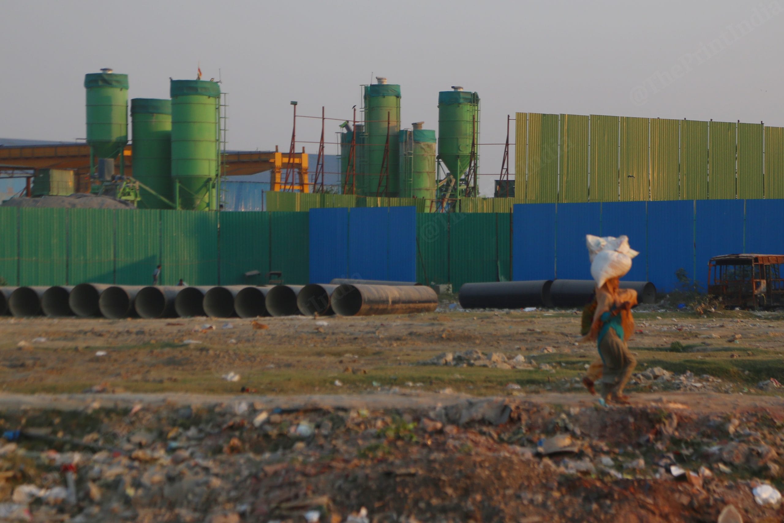 The colony is located near Metro yard | Manisha Mondal, ThePrint