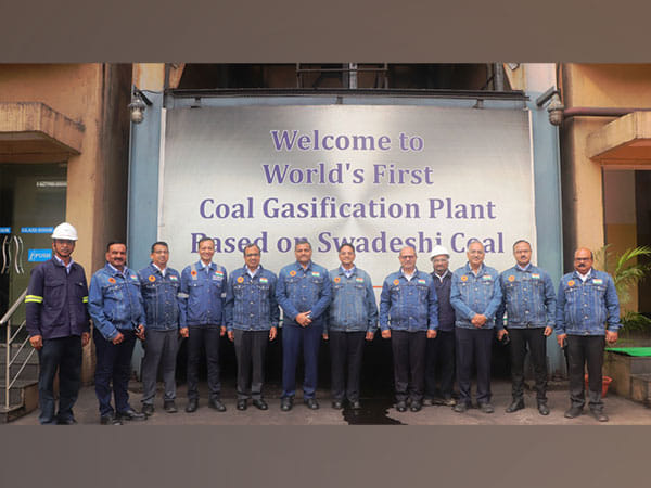 Union coal secretary, CIL chairman visit world's largest coal gasification plant of Jindal Steel