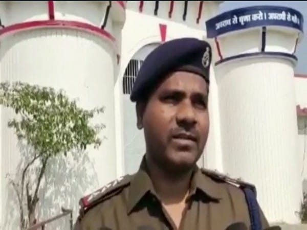 Undertrial escapes from MP's Khargone jail