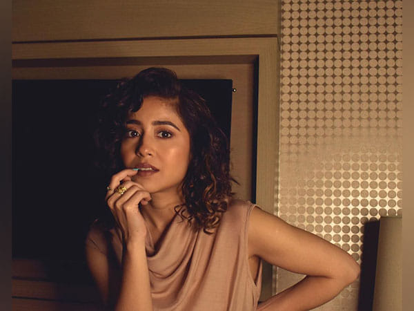 Shweta Tripathi Sharma, Ali Fazal celebrate wrap up of 'Mirzapur 3' in Goa