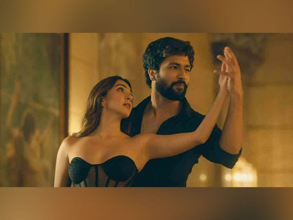 Vicky Kaushal, Kiara Advani give sizzling touch to 'Kya Baat Ay' remake