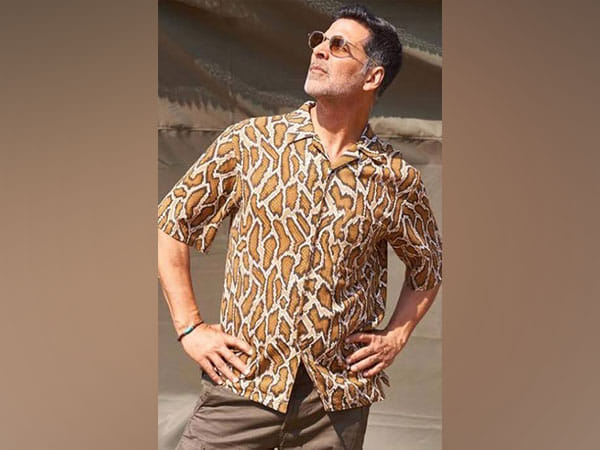 Hera Pheri simply rocks my life: Akshay Kumar shares video of fan striking his famous pose