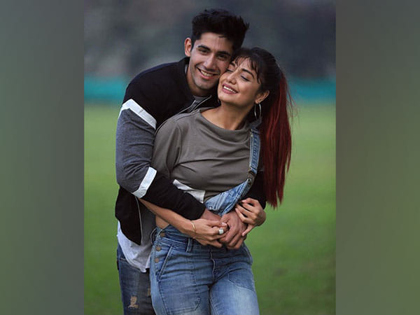 Fans express concern for Varun Sood after his ex-girlfriend Divya Agarwal announces her engagement