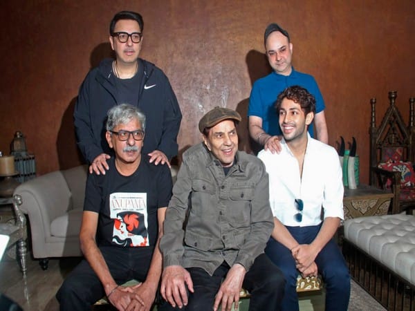 Dharmendra to share screen space with Amitabh Bachchan's grandson Agastya Nanda  in war drama