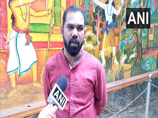 With no formal training, Thrissur youth creates leaf portraits of favourite footballers