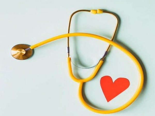 Combination of bad cholesterol, high blood pressure may increase heart attack risk