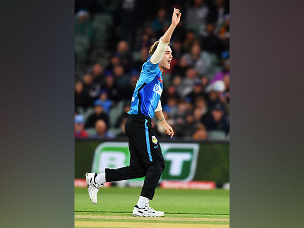 Big Bash League: All-round Adelaide Strikers down Sydney Sixers by 51 runs
