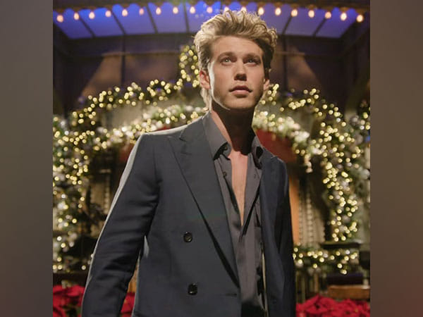 'SNL': 'Elvis' star Austin Butler pays emotional tribute to late mum in opening monologue