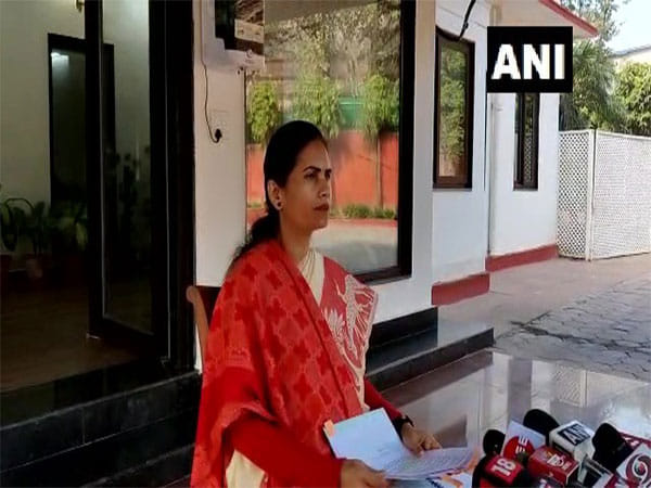 Health Minister Mansukh Mandaviya chairs review meeting on India's Covid situation