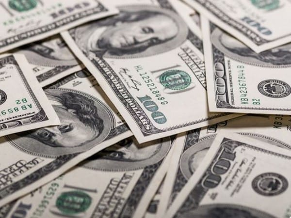 Smuggling of US dollars to Afghanistan sends ripples among policymakers in Islamabad: Report
