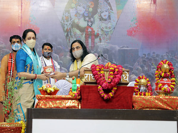 Spiritual speaker Devkinandan Thakur receives death threat; case registered  