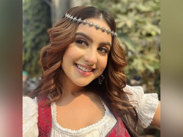 Tunisha Sharma funeral: Accused Sheezan Khan's mother, sister attend actress' last rites