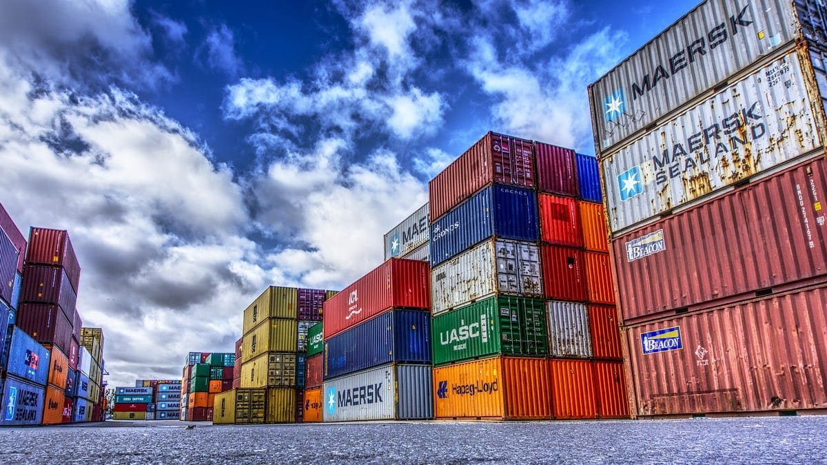 ViciousTKY です India's petroleum exports to Europe up 253788% from 2018